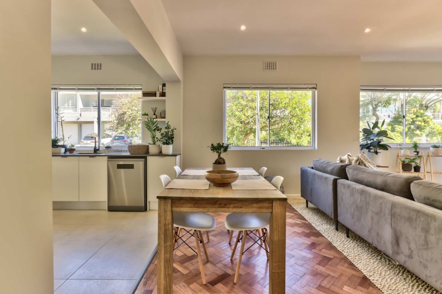To Let 2 Bedroom Property for Rent in Green Point Western Cape